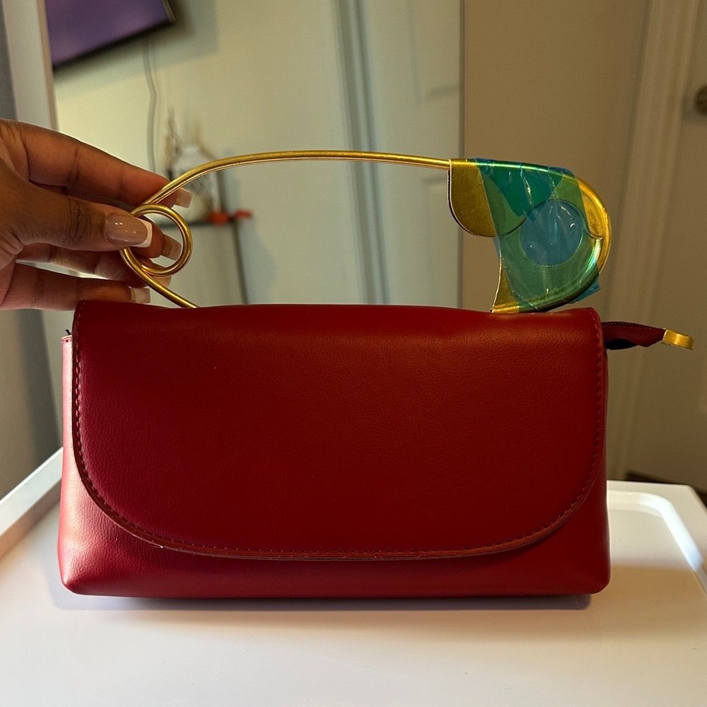 Red Safety Pin Purse *NEW*